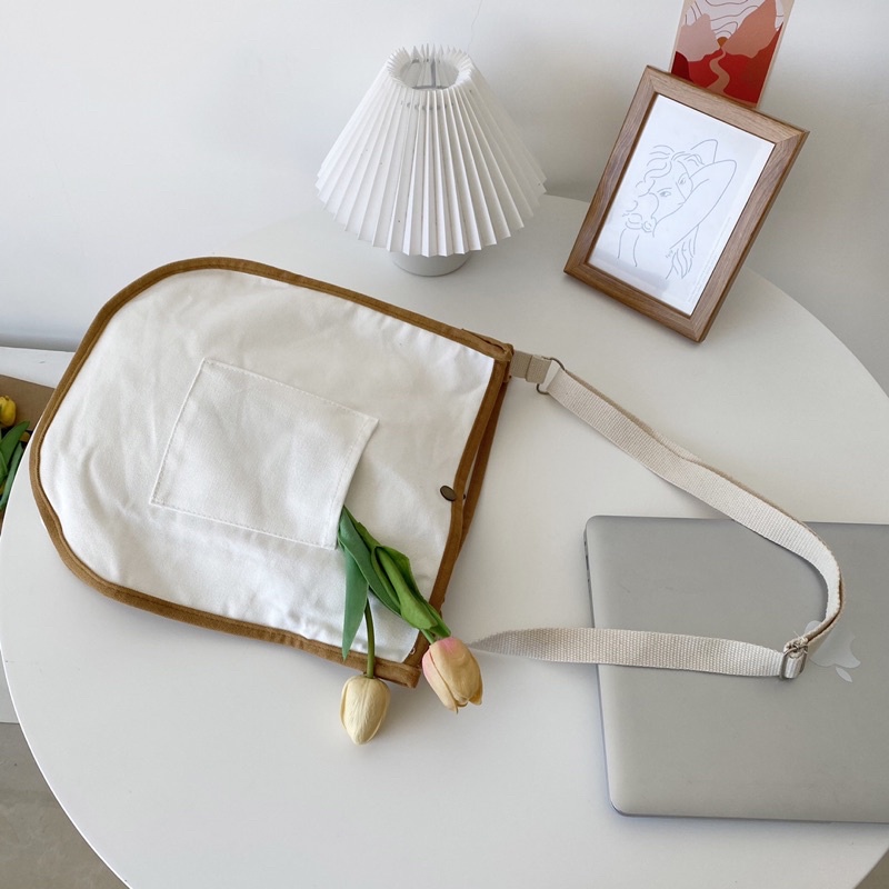 Túi tote đeo chéo viền nâu Vintage Hàn Quốc (có sẵn, hình thật)