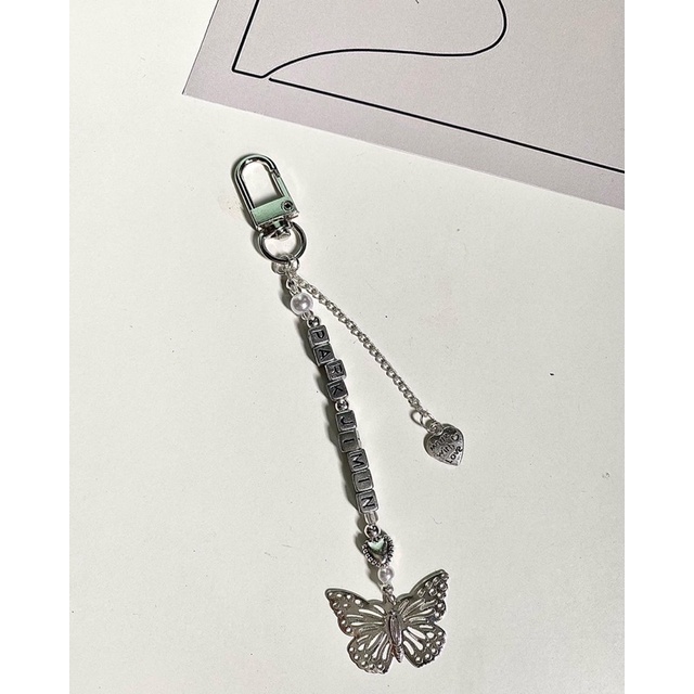 Dây đeo móc khoá hạt chữ dài