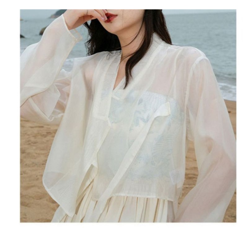 Áo khoác ngoài voan mỏng đi biển thắt nơ hanbok cách tân