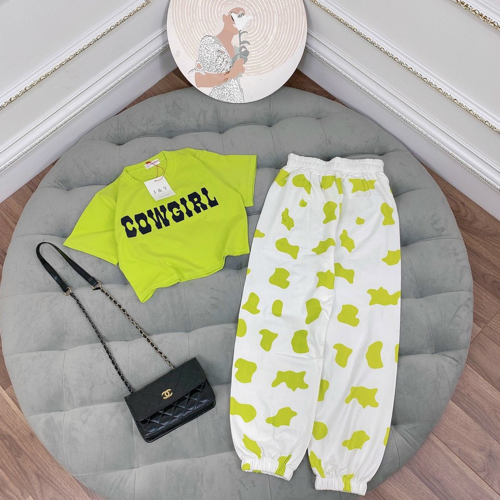 Sét bộ áo croptop in chữ kiểu cowgirl phối quần dài bo ống màu bò sữa cực xinh , chất thun bozip dày dặn ( ảnh thật )