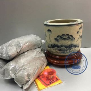 Bát hương men rạn. Combo đế gỗ+tro+cốt thất bảo
