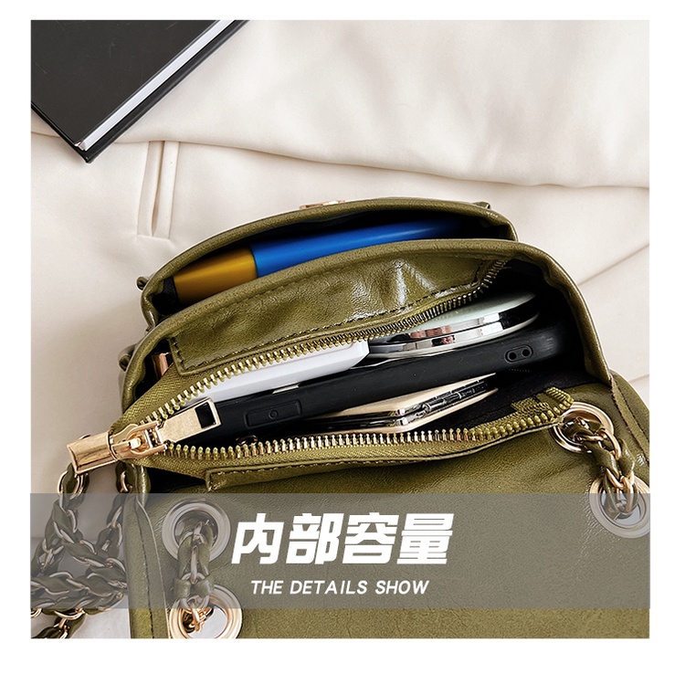 Túi Xách Đính Đá Phối Dây Xích Dễ Phối Đồ Thời Trang