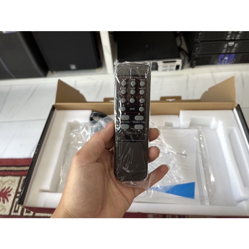 Vang số dB acoustic D700 năm 2023 - Hàng Chính hãng - Gia Khang Shop