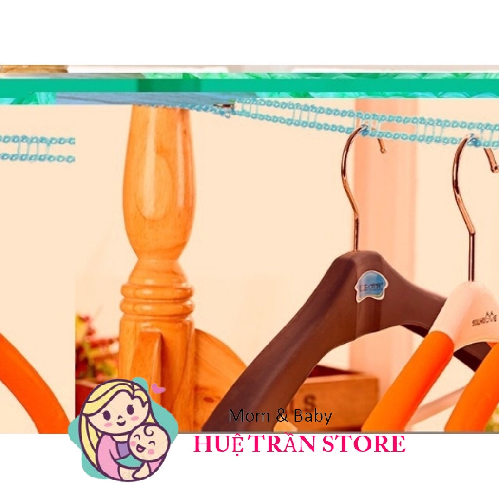 Dây phơi quần áo thông minh 5m giúp cố định các móc quần áo khi phơi tránh bị gió thổi dồn gây ẩm ướt và lâu khô.