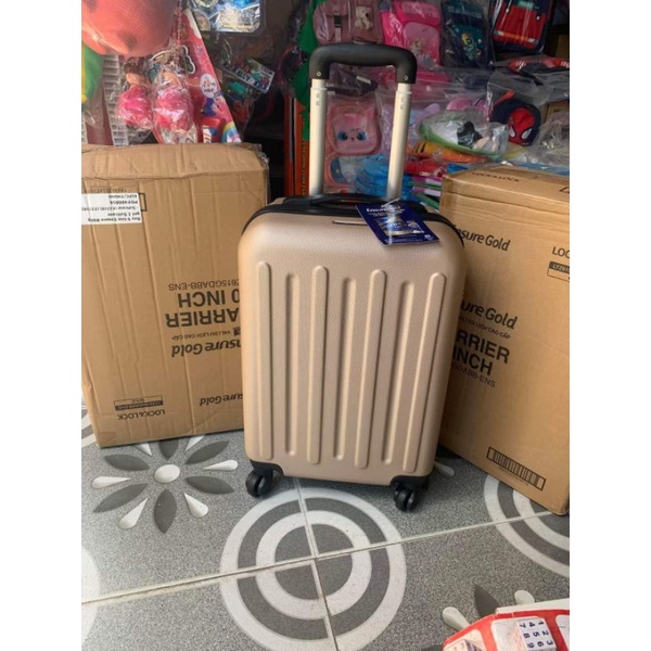 Vali kéo lock & lock 20inh 🥣🎁hkm ensure🎁