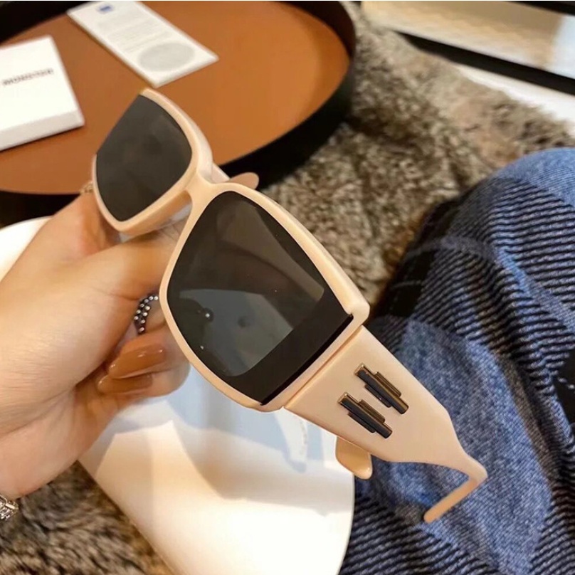 Kính mát gọng chữ nhật phong cách retro thời trang cho nam nữ