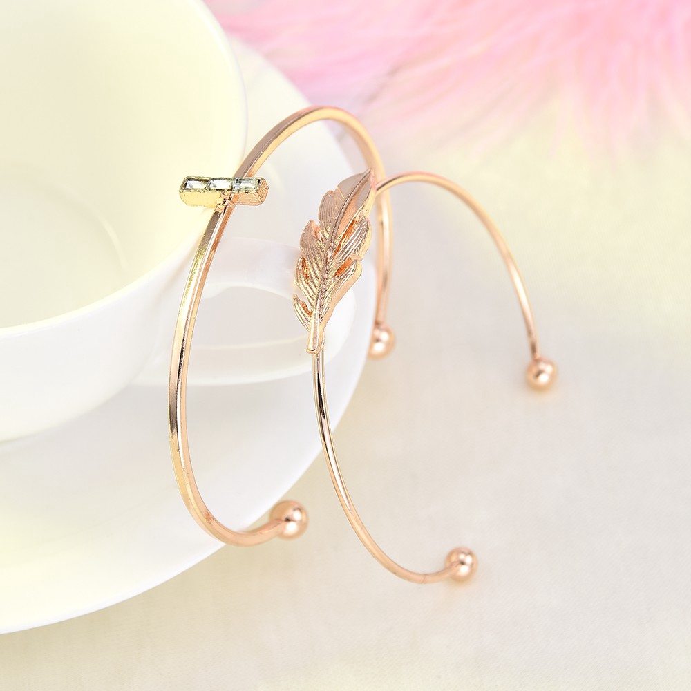 Bộ 5 Vòng Tay Hợp Kim Đính Đá Thời Trang Cho Nữ