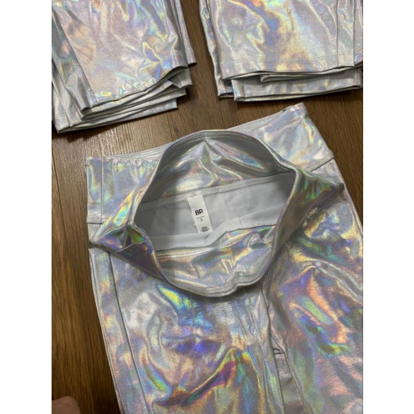 Quần BP Wide Waistband Holographic Biker Shorts