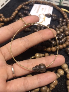 Charm trầm hương tốc - sánh .