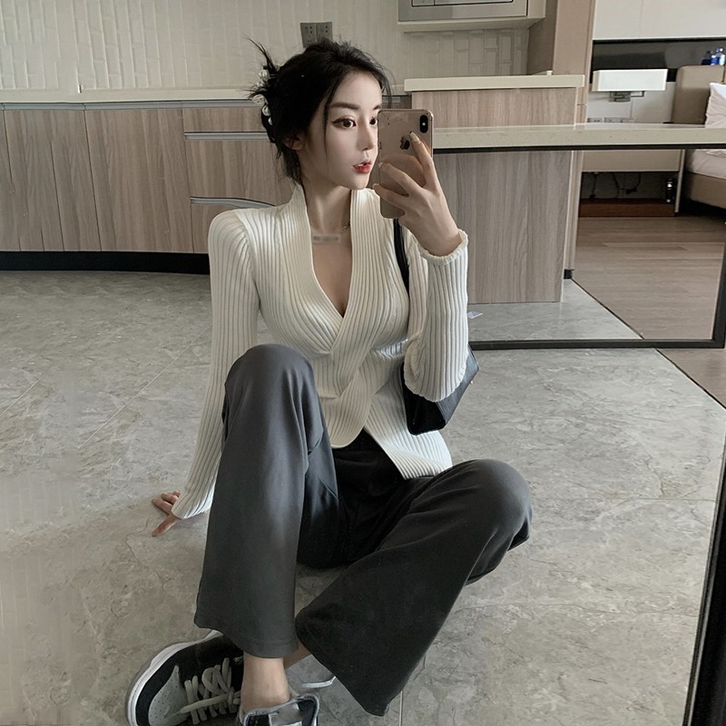 Áo thun gân nữ tay dài Emilyshop