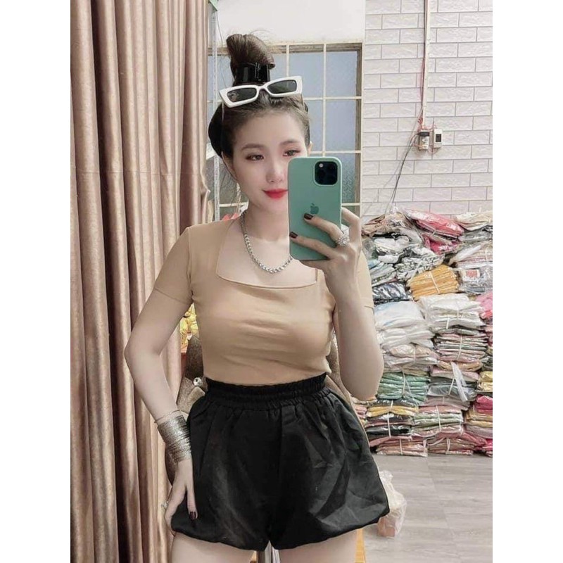 ÁO CROPTOP TAY NGẮN CỔ VUÔNG