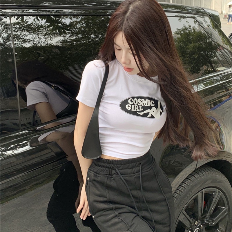 Áo Thun Tay Ngắn Cổ Tròn In Họa Tiết Thời Trang