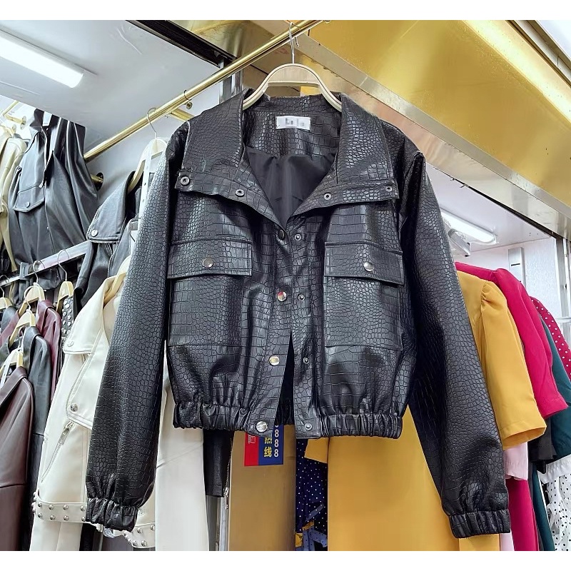 Áo khoác da dáng ngắn túi hộp bo gấu