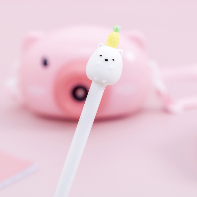 Bút bi nước gấu mèo