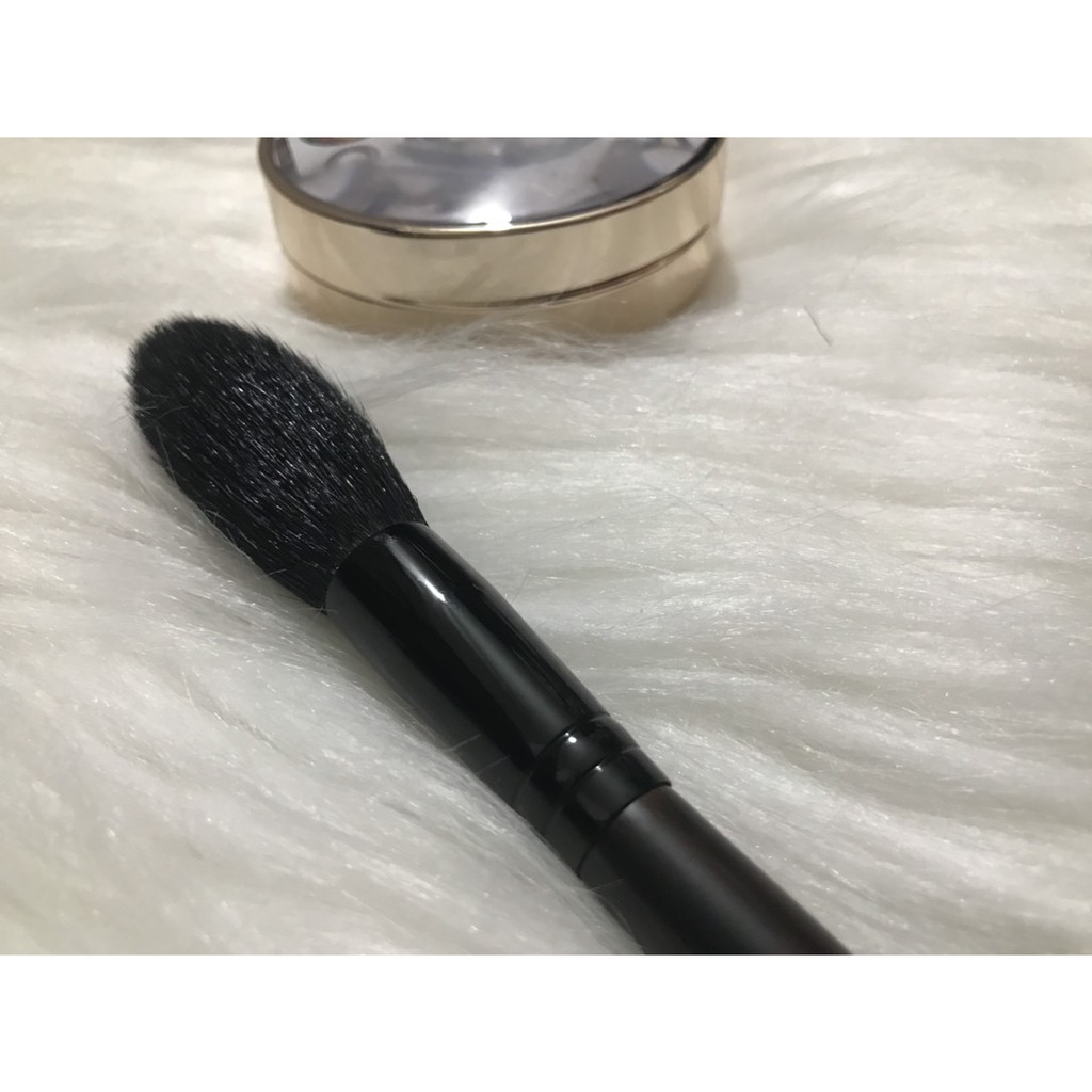 Cọ Trang Điểm Highlight Chichido