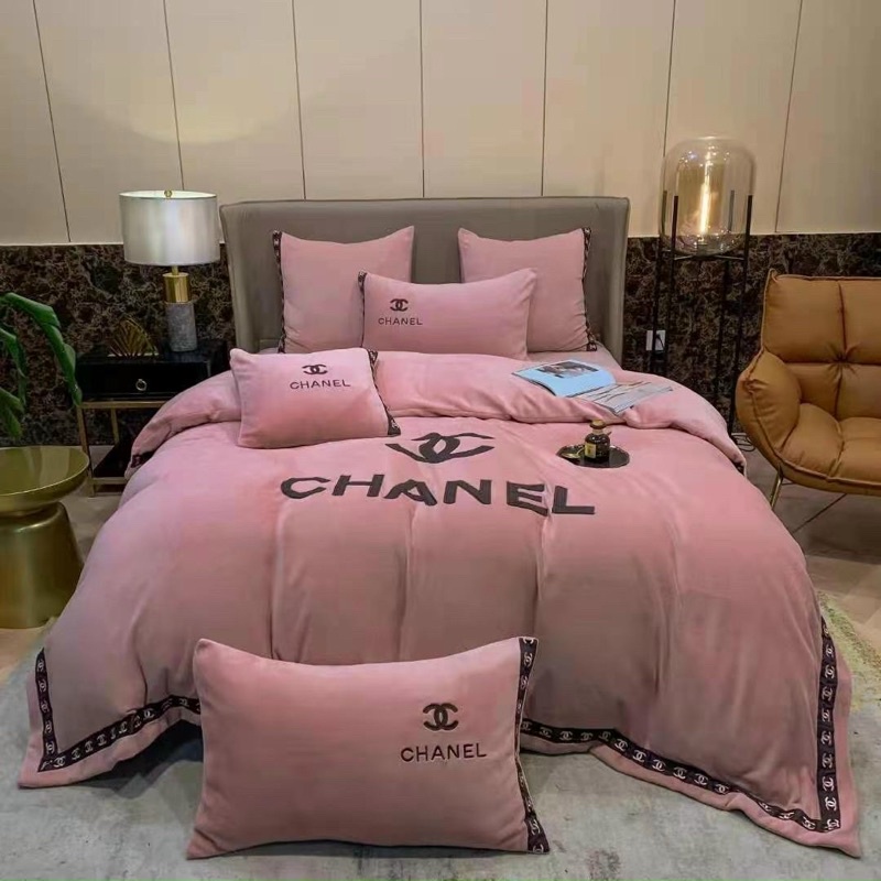 Bộ Chăn Ga Gối Nỉ Nhung Thêu 6Món - Chanel Hồng