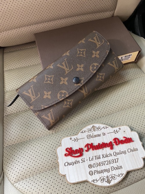 Ví Eo Vi Cúc Bấm loại đẹp kèm ảnh thật kèm hộp | BigBuy360 - bigbuy360.vn