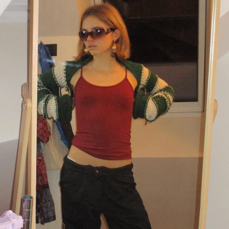 Áo Croptop Dệt Kim Họa Tiết Kẻ Sọc Nhiều Màu Phong Cách Harajuku Thời Trang Cho Nữ