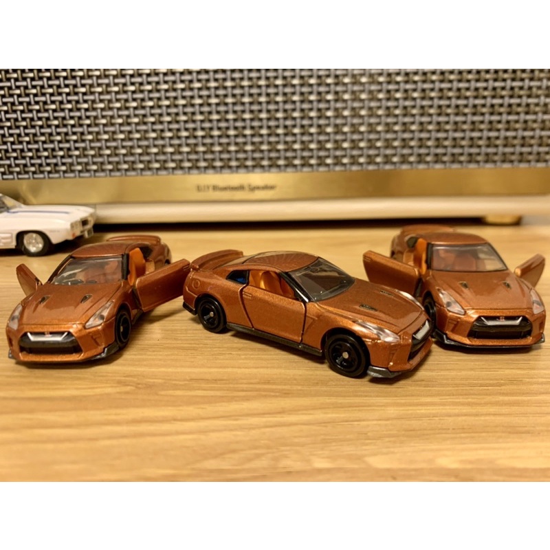 Xe Mô Hình TOMICA NISSAN GT-R S=1:64
