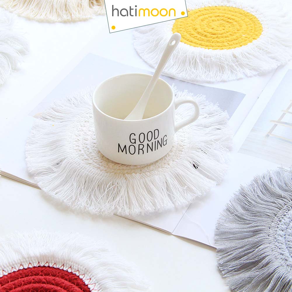 Tấm lót decor, đế lót, miếng lót ly cốc tròn sợi vải tua rua 2 màu 12 cm - Hatimoon- HTL220