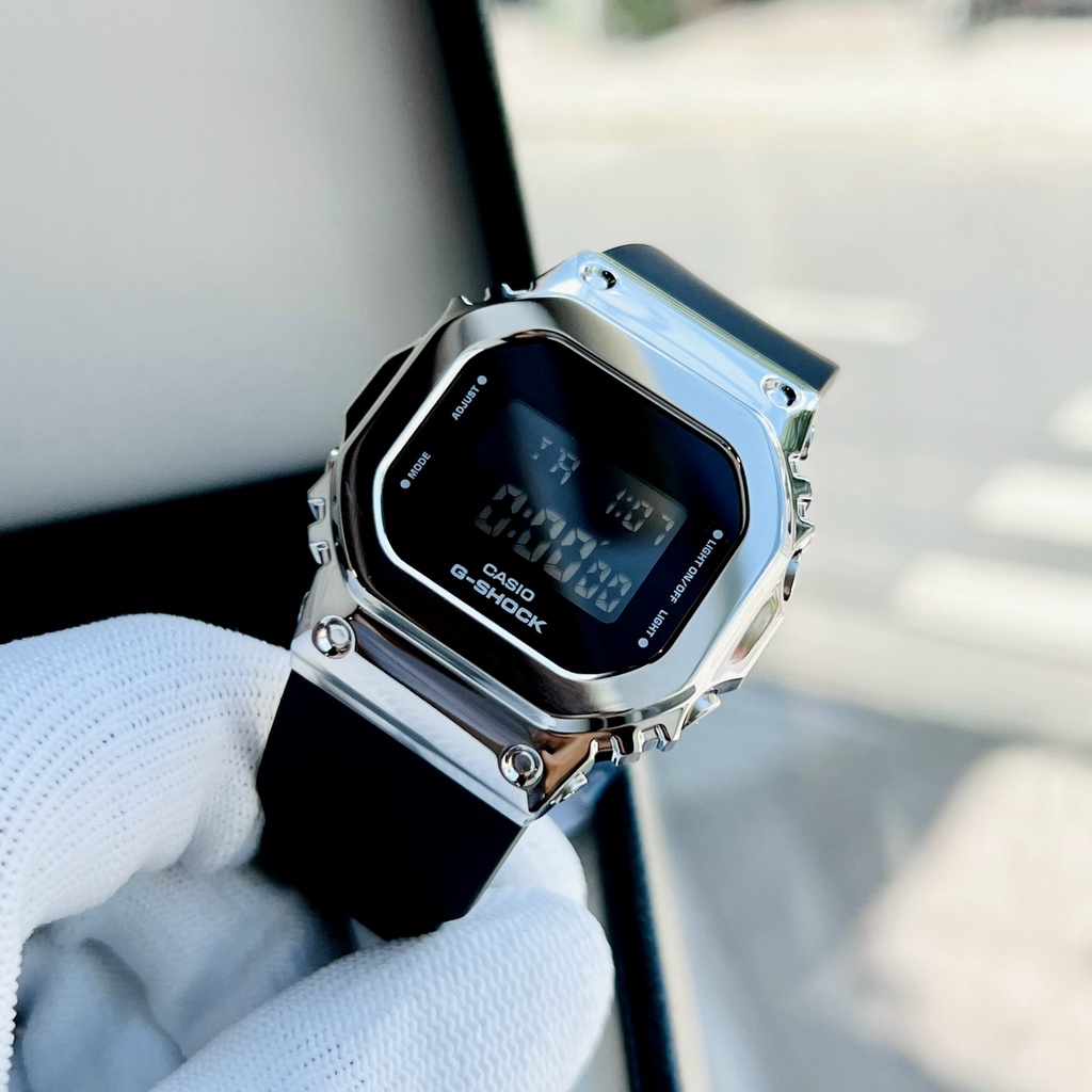 Đồng hồ đôi nam nữ dây nhựa Casio G Sshock GM-5600-1D Và GM-S5600-1D