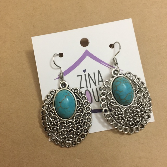 Khuyên tai ngọc đá xanh các hình