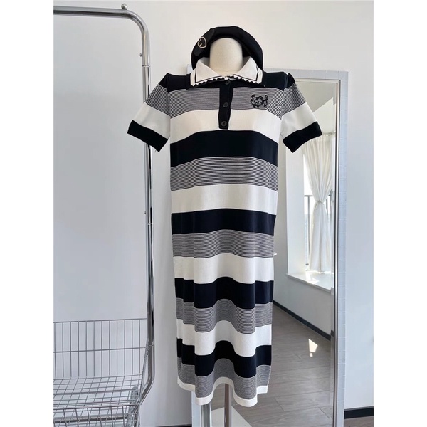 Váy kẻ Montoghi MIJOO phong cách Hàn Quốc