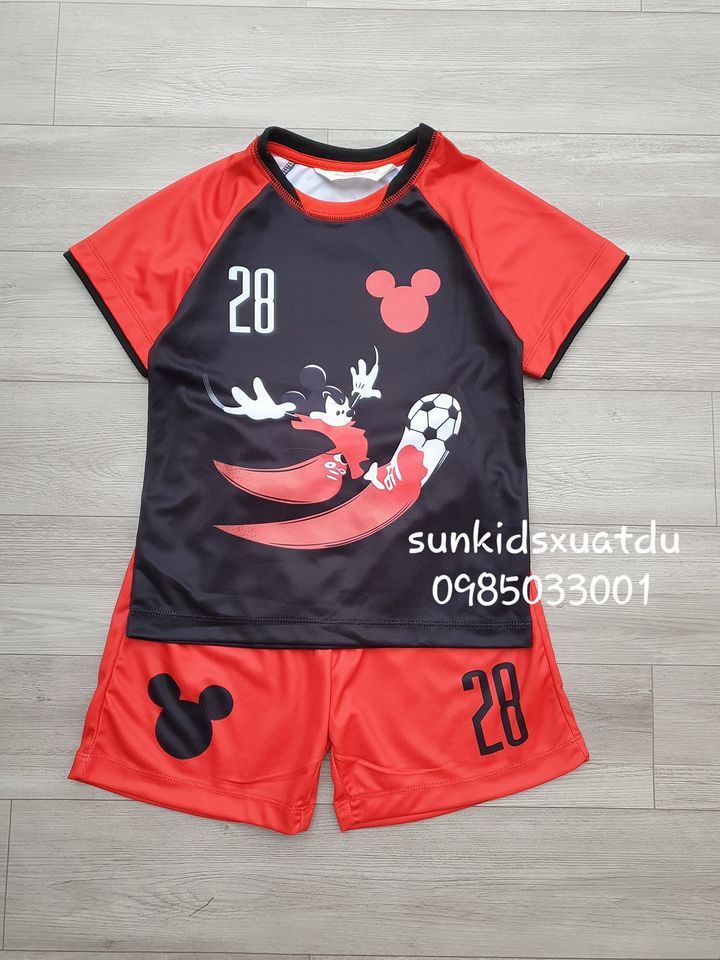 Bộ Mickey đá bóng đỏ đen