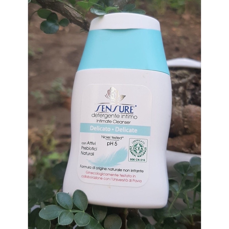 DUNG DỊCH VỆ SINH PHỤ NỮ CHIẾT XUẤT 100% THIÊN NHIÊN SENSURE' CỦA Ý