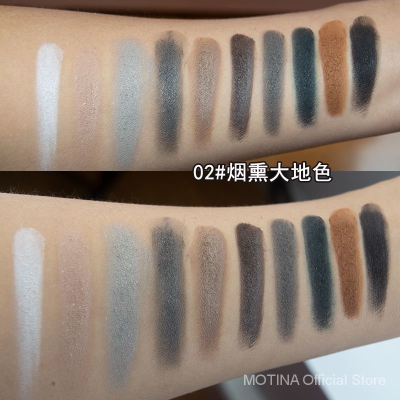 Bảng phấn mắt màu đen tông đất dùng trang điểm sân khấu