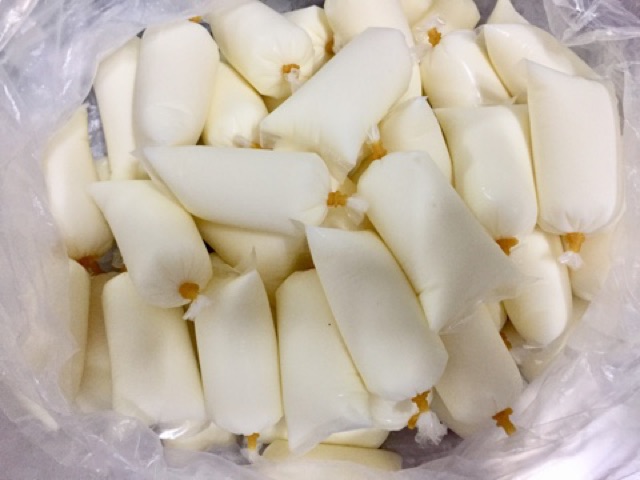 Hỏa tốc_50 bịch sữa chua  nhà làm - 100% từ sữa bò tươi nguyên chất