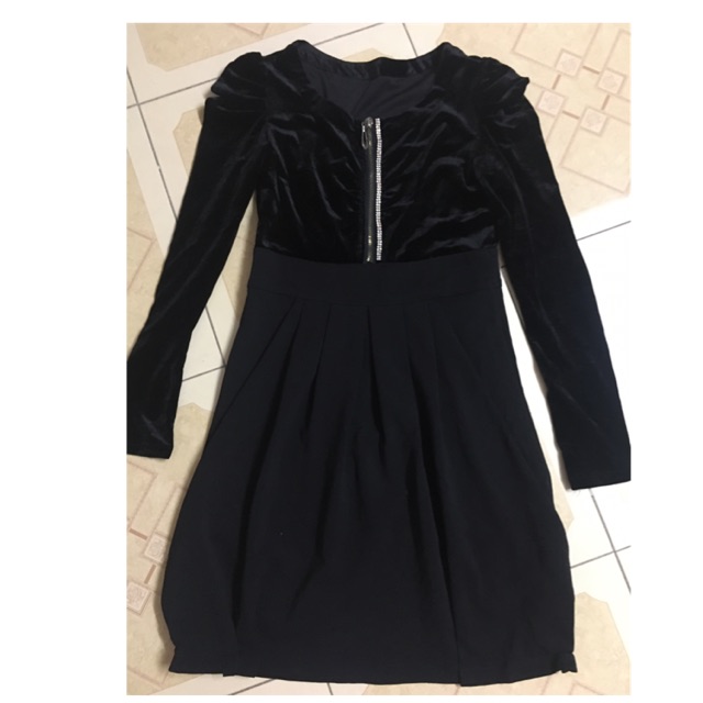 Thanh lý váy size M