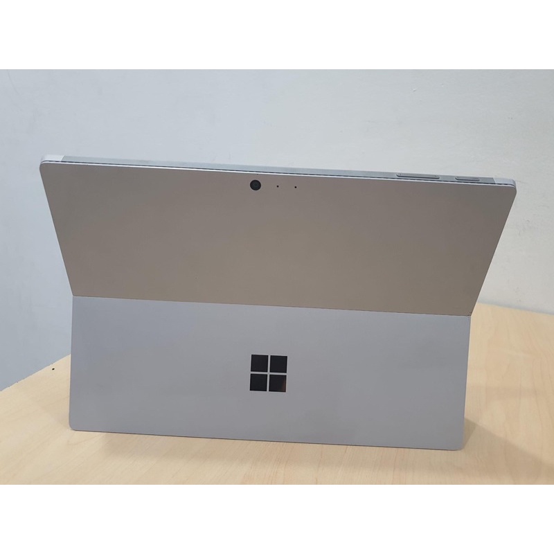 Laptop Surface Pro 4 /pro 5 intel core i5 -7300U thế hệ 7 đẹp Ram 4GB / SSD 128GB/ màn hình 12.5icnh 2k hiển thị đẹp