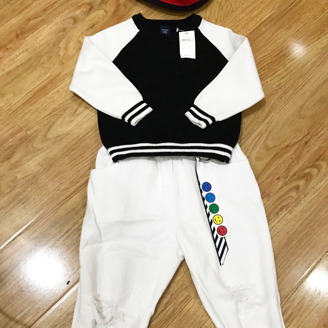 Len mỏng Baby gap 2 màu đen/trắng và trắng vàng. Mix kiểu j cũng đẹp..... bé trai bé gái đều mặcdc nha............