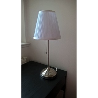 Đèn bàn ÅRSTID IKEA