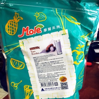 Bột khoai môn pha trà sữa mole.