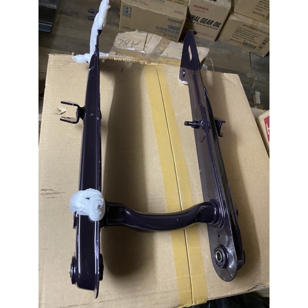 Càng sau (gắp sau) xe Dream Thái hoặc Dream Việt loại đẹp