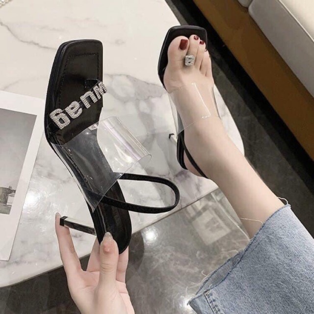 Sandal kẹp ngón Wang 9f