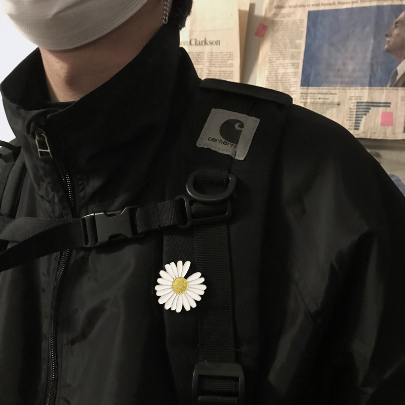 Kpop Peaceminusone Badge Brooch Pin Flower Fashion GD Same Style Daisy Brooch