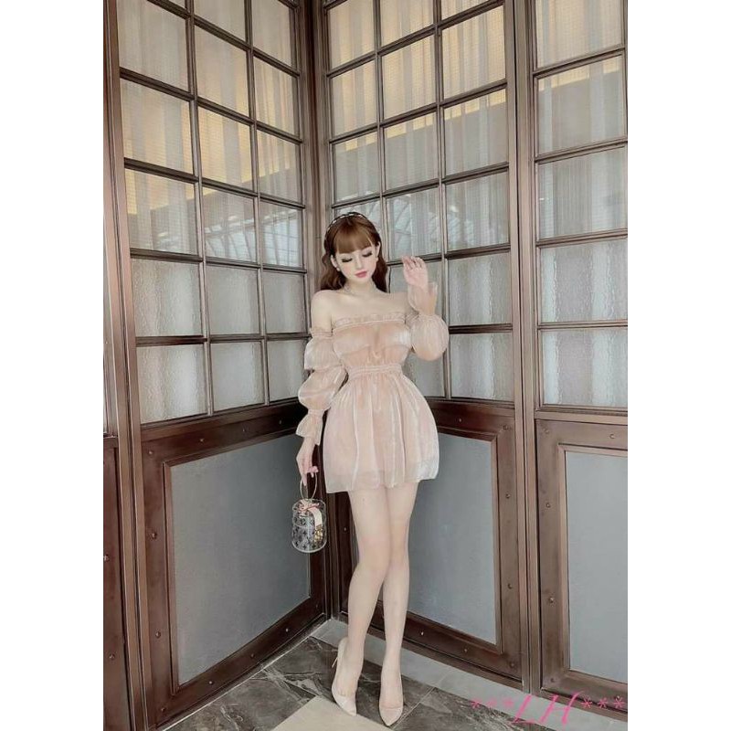 Đầm xòe tay phồng trễ vai