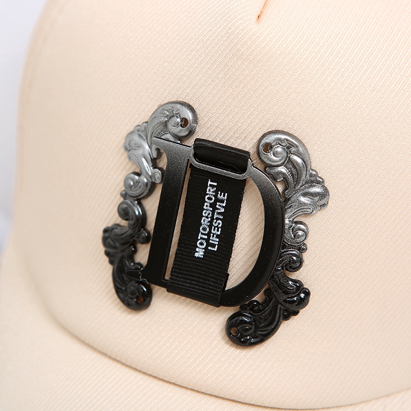 Spring and summer baseball caps