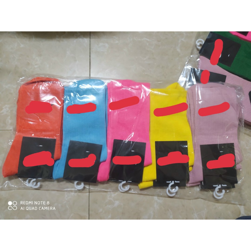 Tất cổ cao nam nữ phong cách thể thao siêu đẹp