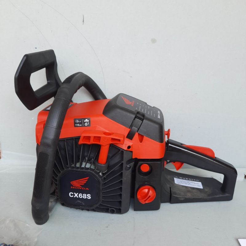 Máy cưa xích chạy xăng CX68