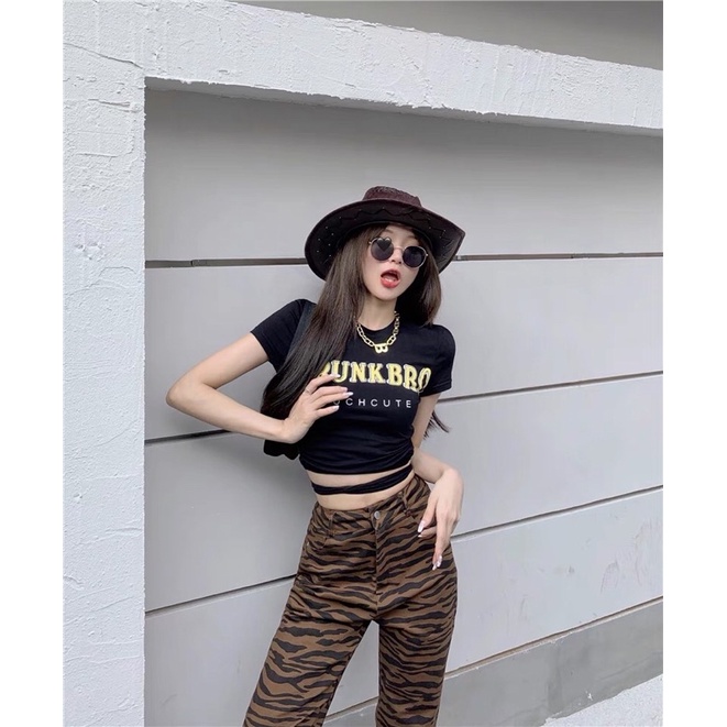ULZZANG Set áo croptop buộc eo + quần ống loe hoạ tiết vằn ngưa FASHIONITA 2021 hot Tiktok | BigBuy360 - bigbuy360.vn