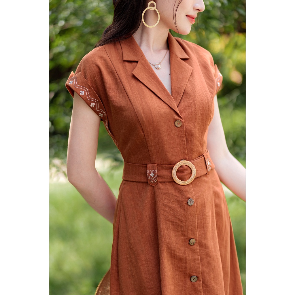 Váy cổ vest cổ hến tay cam CVT