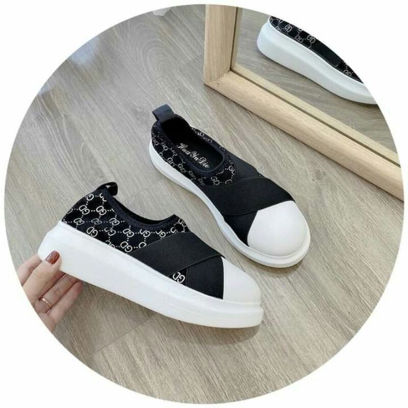 giày slip on quai chéo đế bánh mì