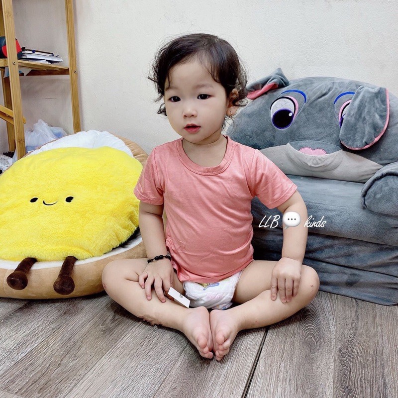 Áo Cộc Tay Thun Lạnh Cho Bé 6 - 16kg Nằm Điều Hoà Mát Cổ Tròn 9 Màu