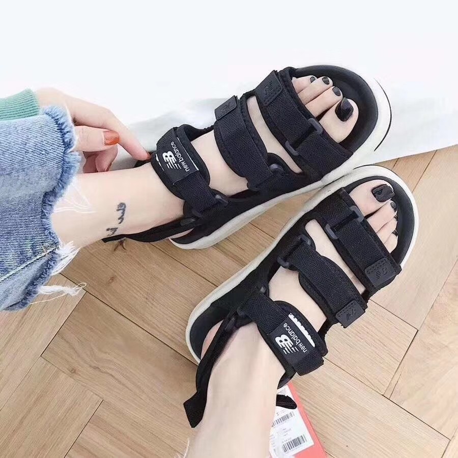 New port sandal cổ điển
