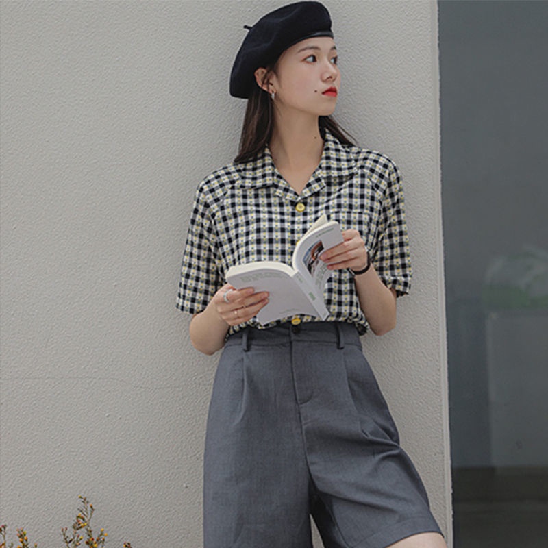 Plaid print suit collar short sleeve shirt women's 2022 summer new super fairy retro top Korean chiffon shirt<br />