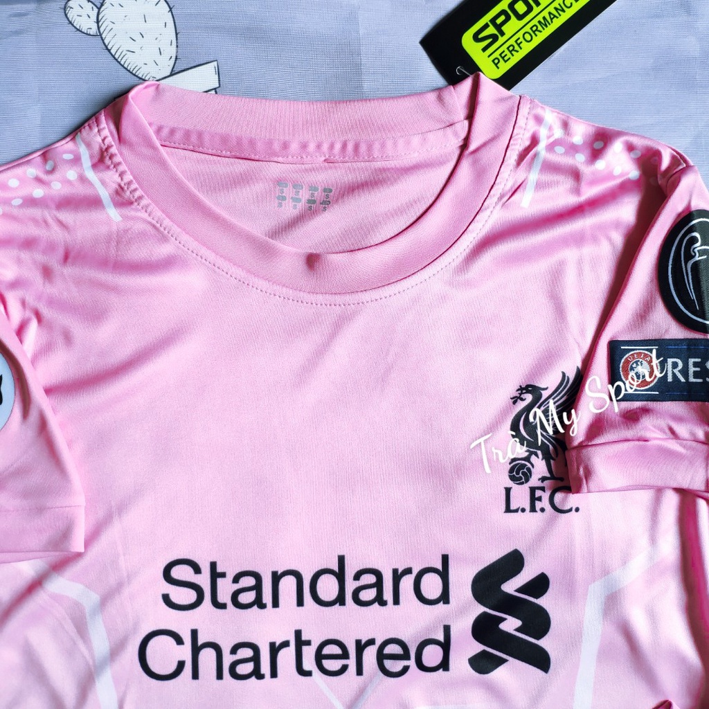 Bộ Quần Áo Đá Bóng Liverpool Thun Thái Cao Cấp Màu Hồng Cá Tính Thoải Mái, Năng Động, Trẻ trung